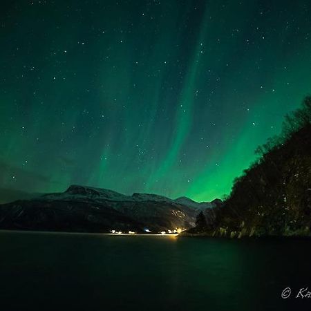 Готель Elvegard Fjordcamp Grov Екстер'єр фото
